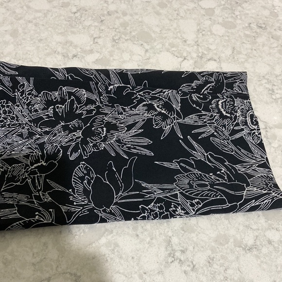 Ann Taylor lightweight, sleeveless jumpsuit - Picture 12 of 13